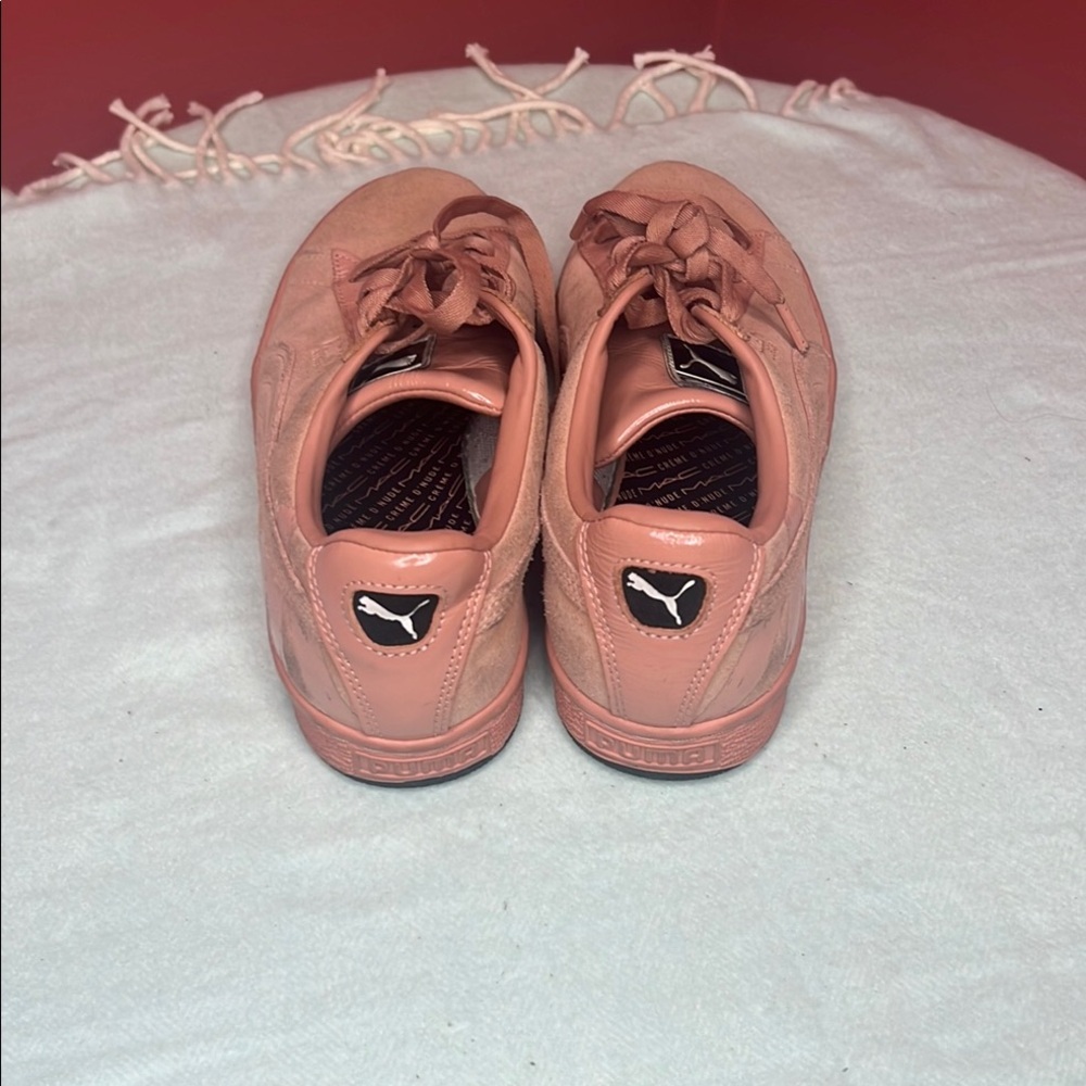 💄 Puma Limited Edition MAC collaboration Women's Pink Sneakers Size 9 - Picture 4 of 15